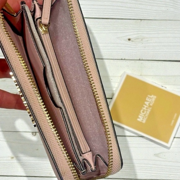 Michael Kors Jet Set Travel Color-Block Wallet Powder Blush Rose - Picture 6 of 7